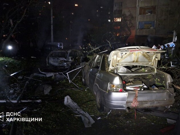 КАБ упав у Харкові біля 16-поверхівки, яка вже була пошкоджена від атак, кількість постраждалих зросла